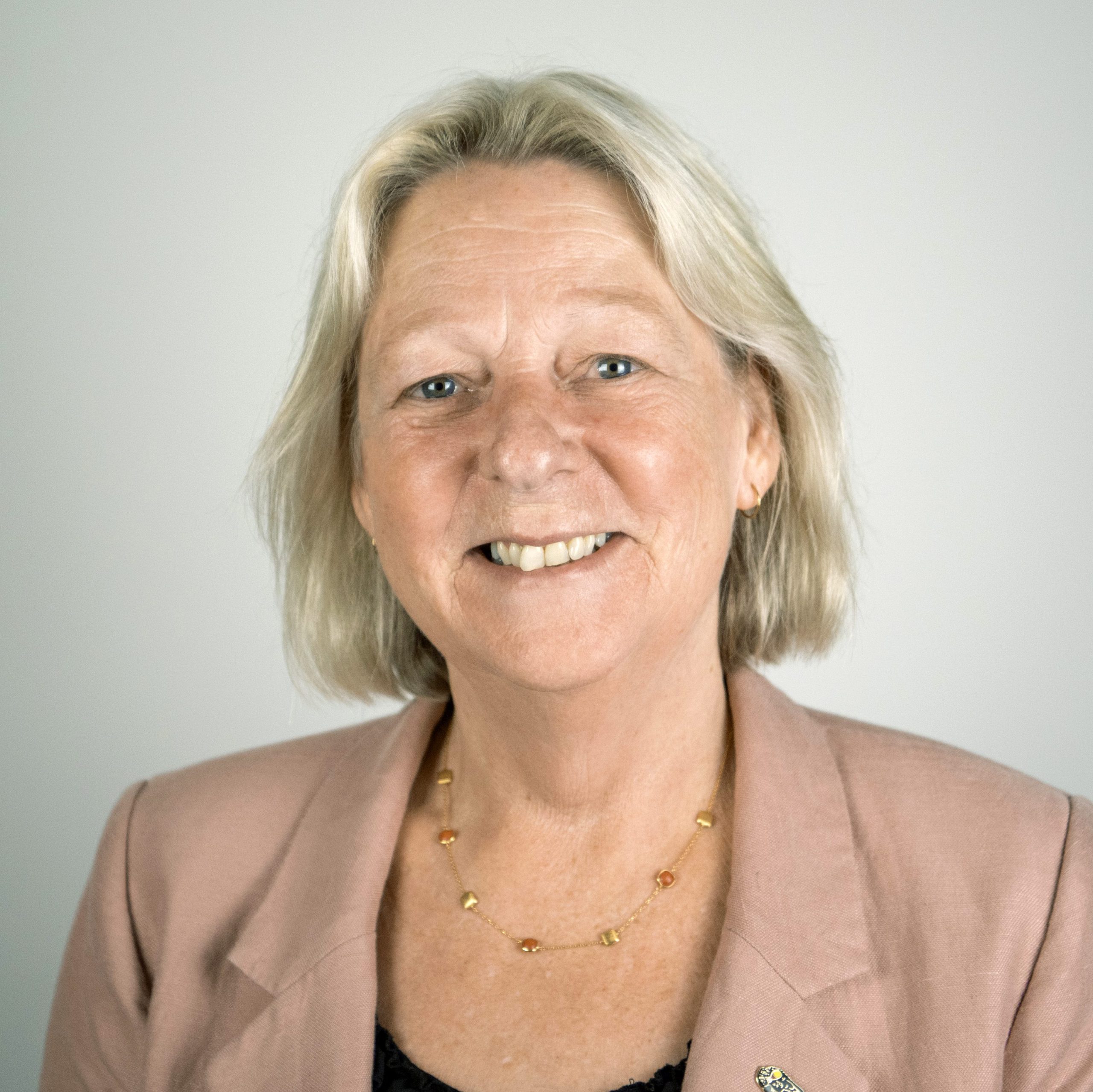 Mayor Heather Holmes-Ross